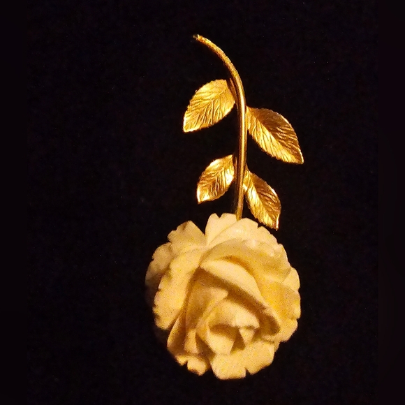 VTG Karen Lynne 12K GF Beautiful Rose Flower Brooch Pin